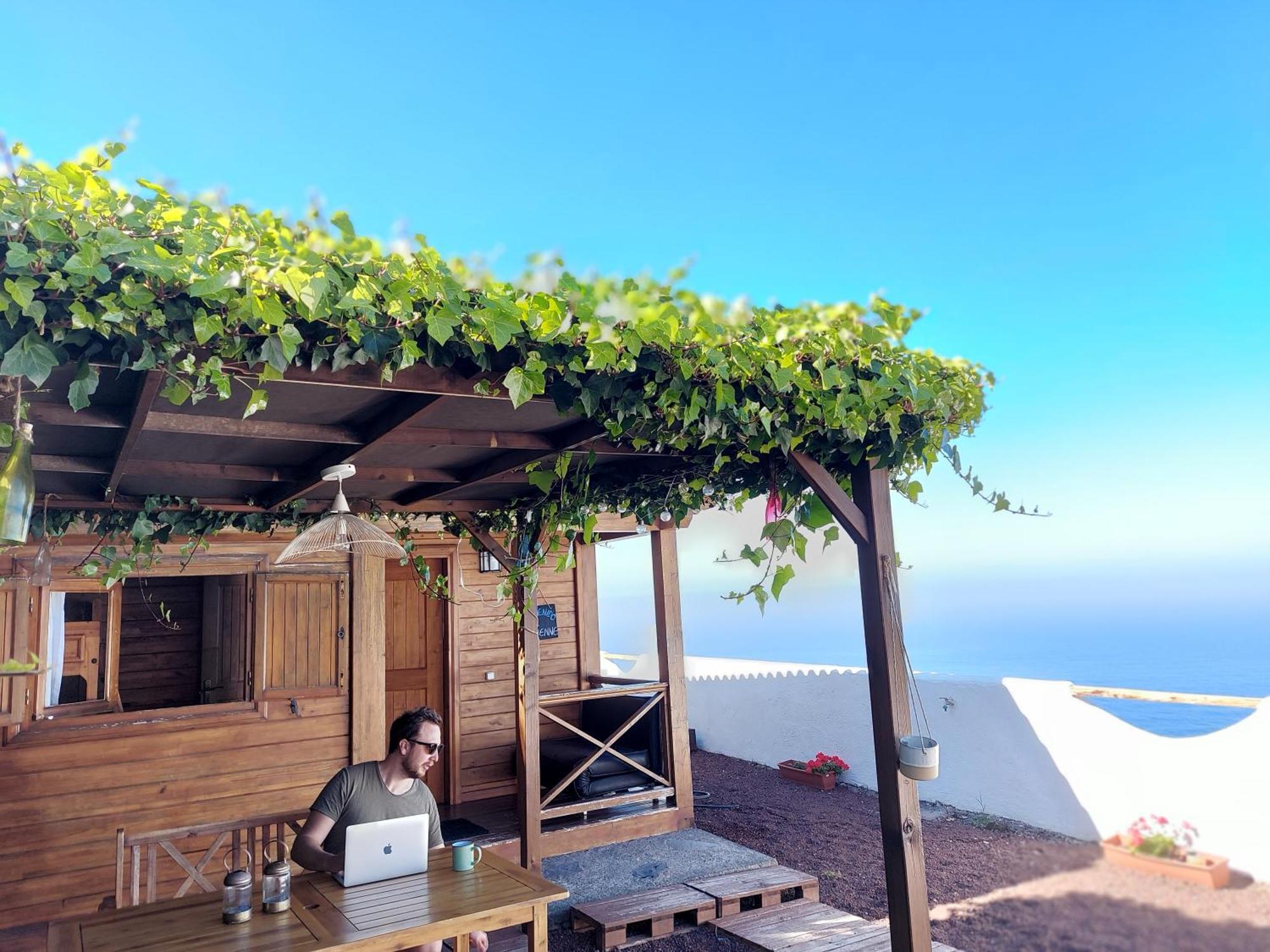 CASAS EN FINCA ECOLÓGICA EL BICLEN, NATURALEZA, CALMA Y VISTAS al MAR, Icod el Alto Quarto foto